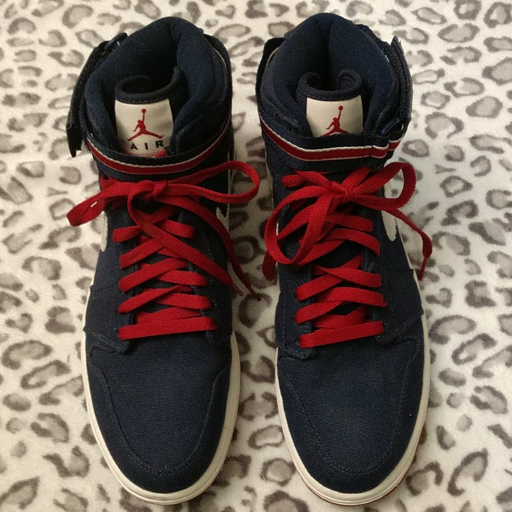 NWOT 2011 Nike Air Jordan 1 Olympic Canvas 10.5